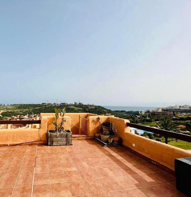 2 Bedroom Penthouse With A Private 360 Rooftop Terrace With Sea And Mountain Views Bahia de Casares Exterior foto
